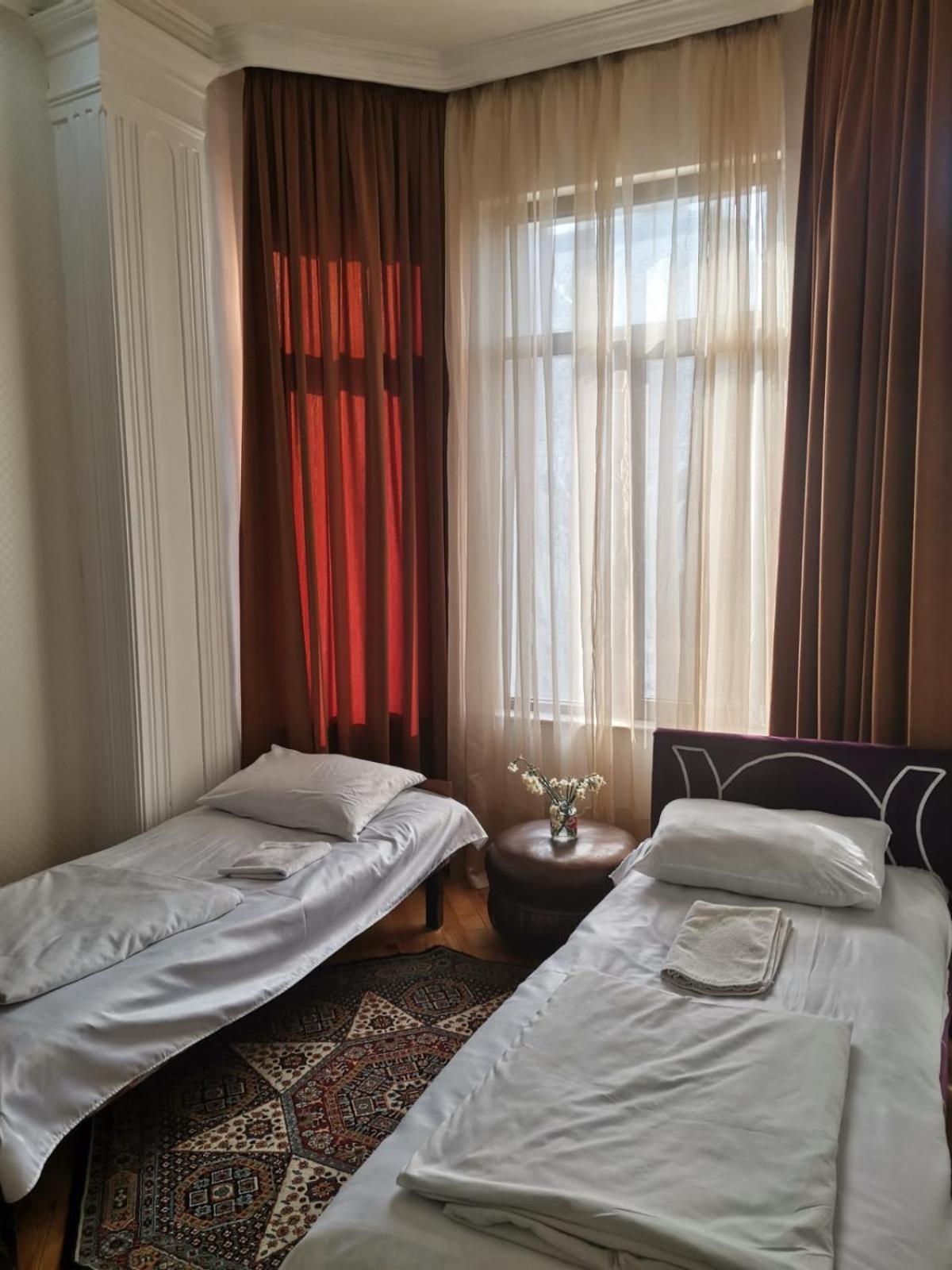 Sweet Home & Hostel Баку Экстерьер фото